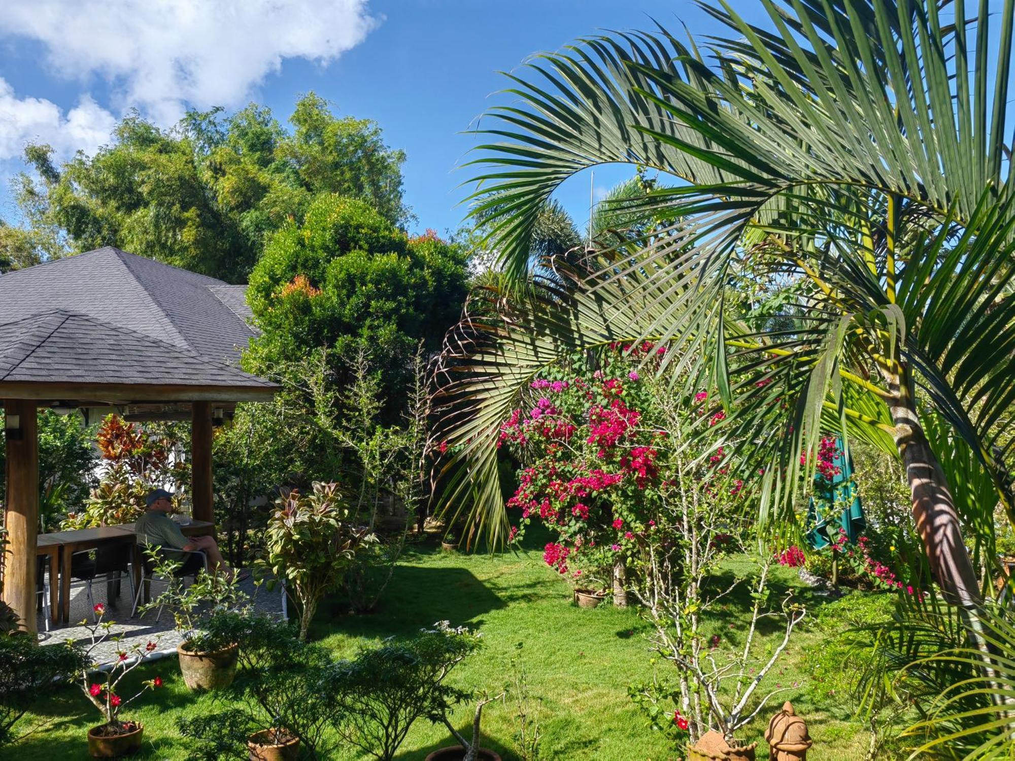 Garden Bungalows Resort Siquijor Eksteriør billede