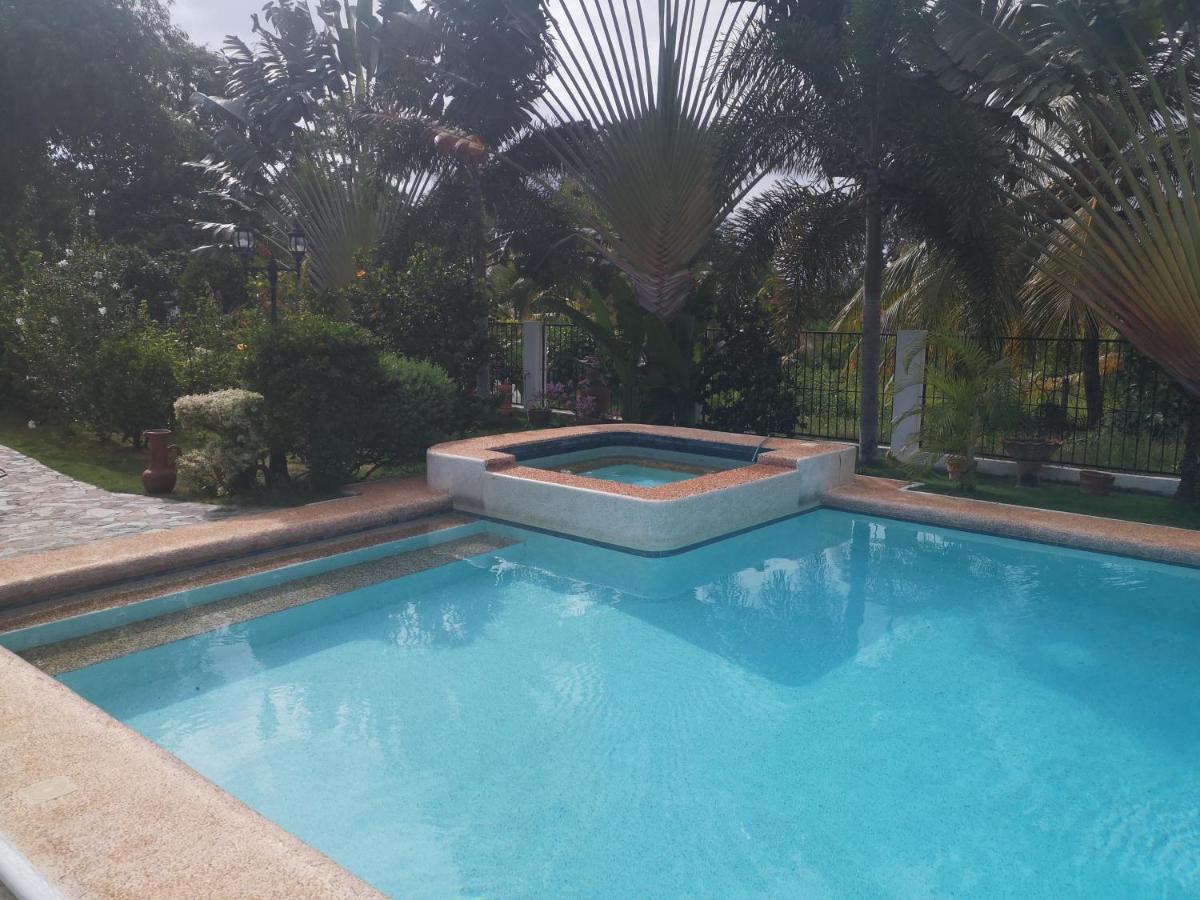 Garden Bungalows Resort Siquijor Eksteriør billede